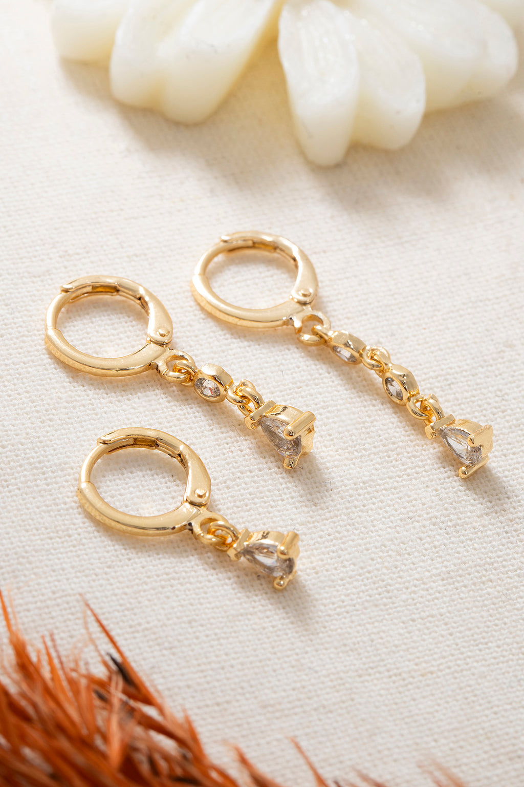 Kadın Damla Model Sallantılı Üçlü Küpe Seti Gold