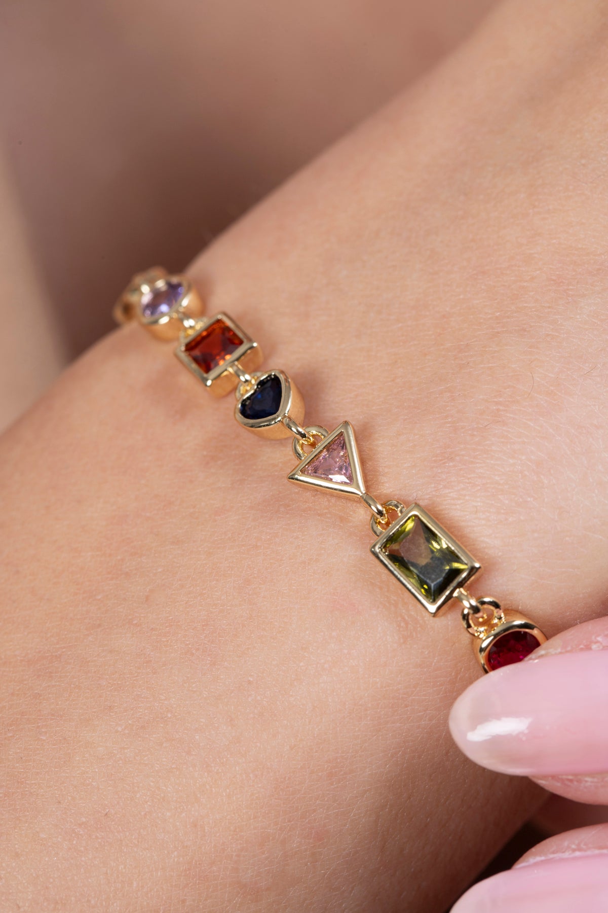 Kadın Renkli Zirkon Taşlı Tasarım 14K Gold Kaplama Bileklik