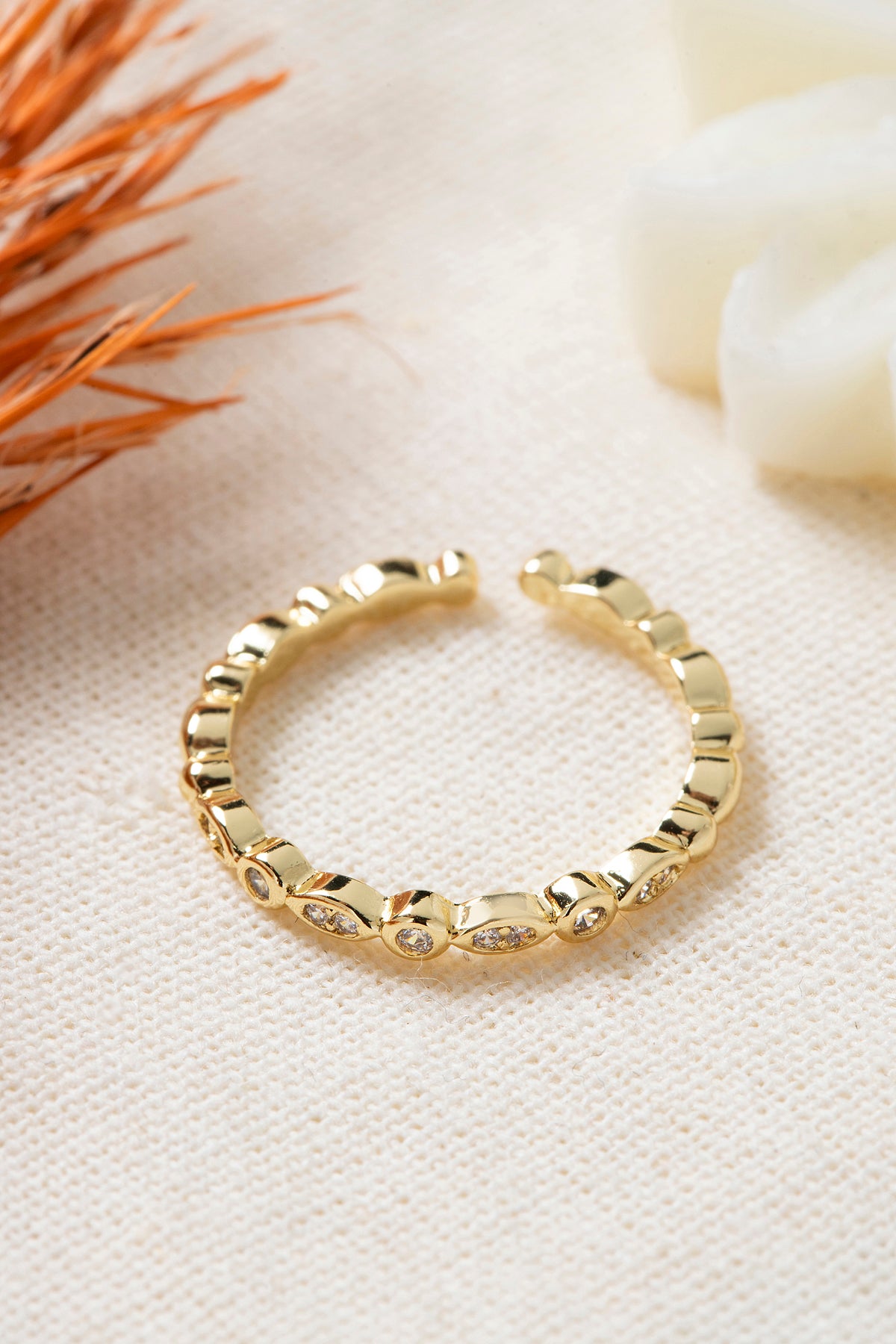 Minimal Zirkon Taşlı Ayarlanabilir Gold Yüzük